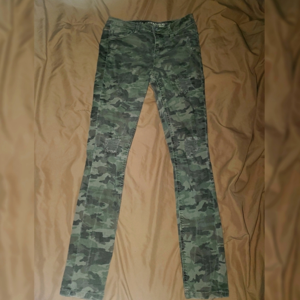 Vanilla Star Mid Rise Camo Skinny Jeans